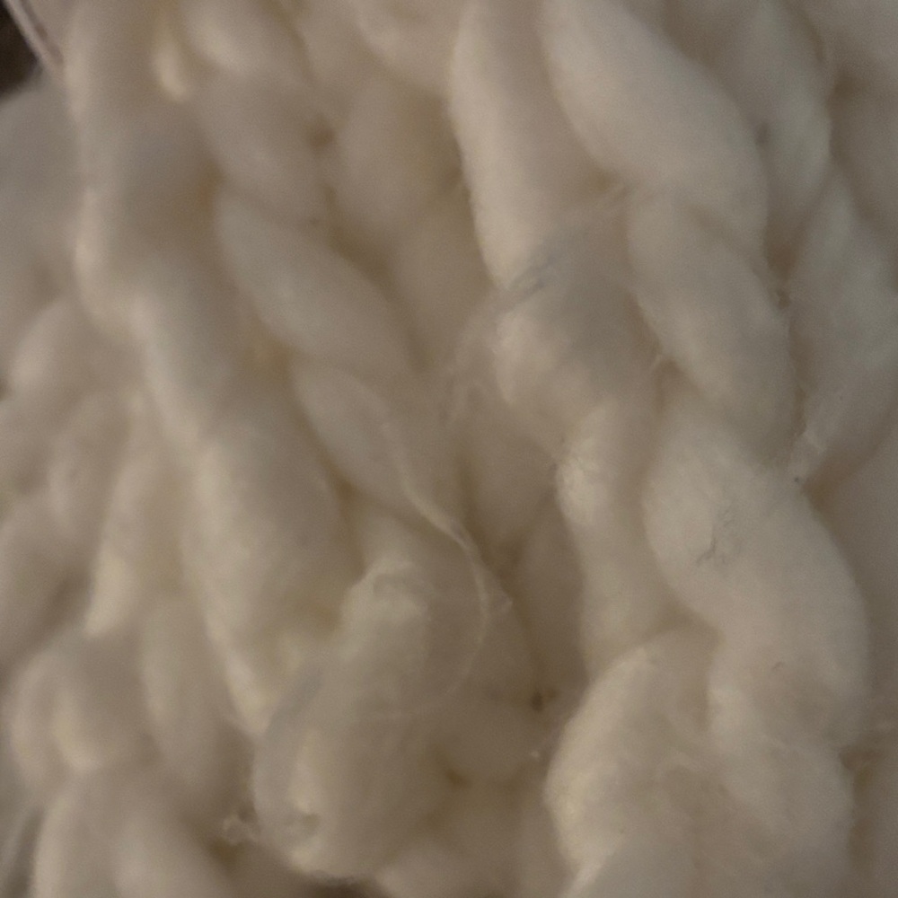 Free People Chunky Knit Scarf in Cream - Picture 4 of 5